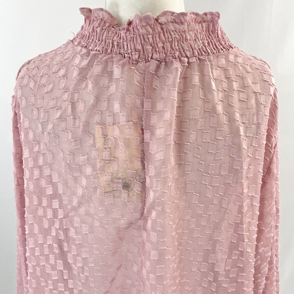 New Everleigh Smocked Mock Neck Long Sleeve Sheer Blouse Blush Pink Size 1X - Picture 11 of 16